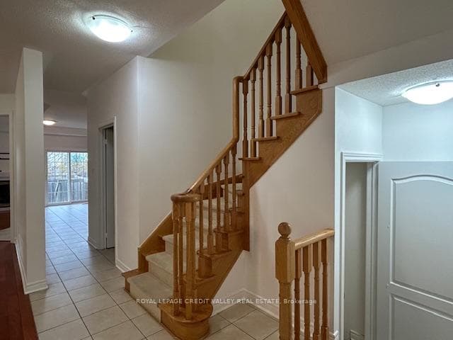 4 Blue Meadow Court photo 5