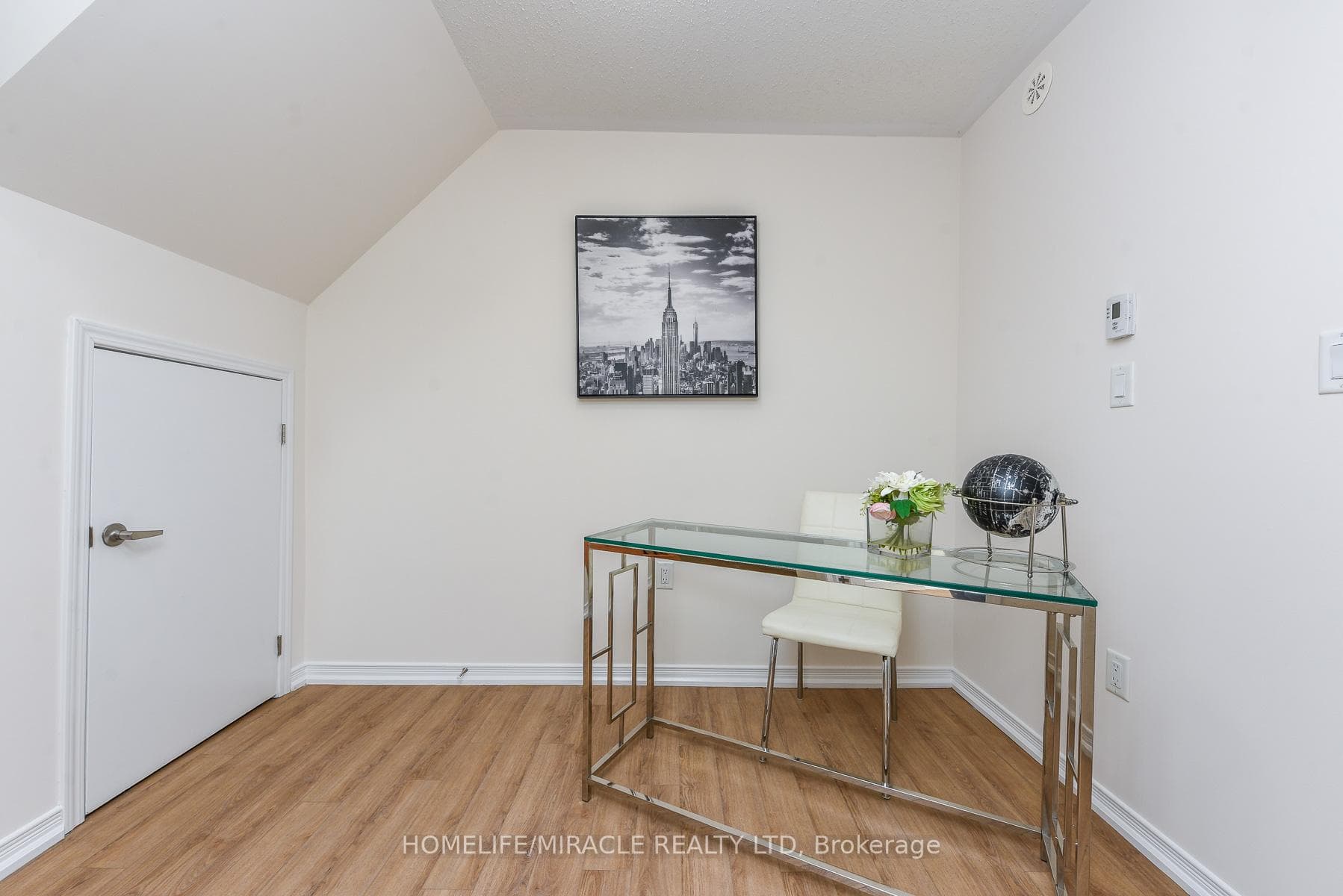 32 Fieldway Road Unit 122 photo 25