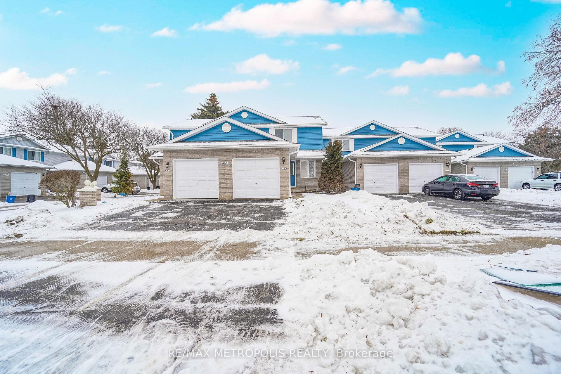 455 Kingscourt Drive Unit 2 photo 3