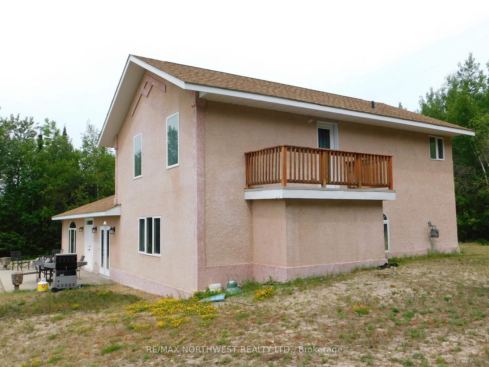 722 Sandy Beach Road photo 2