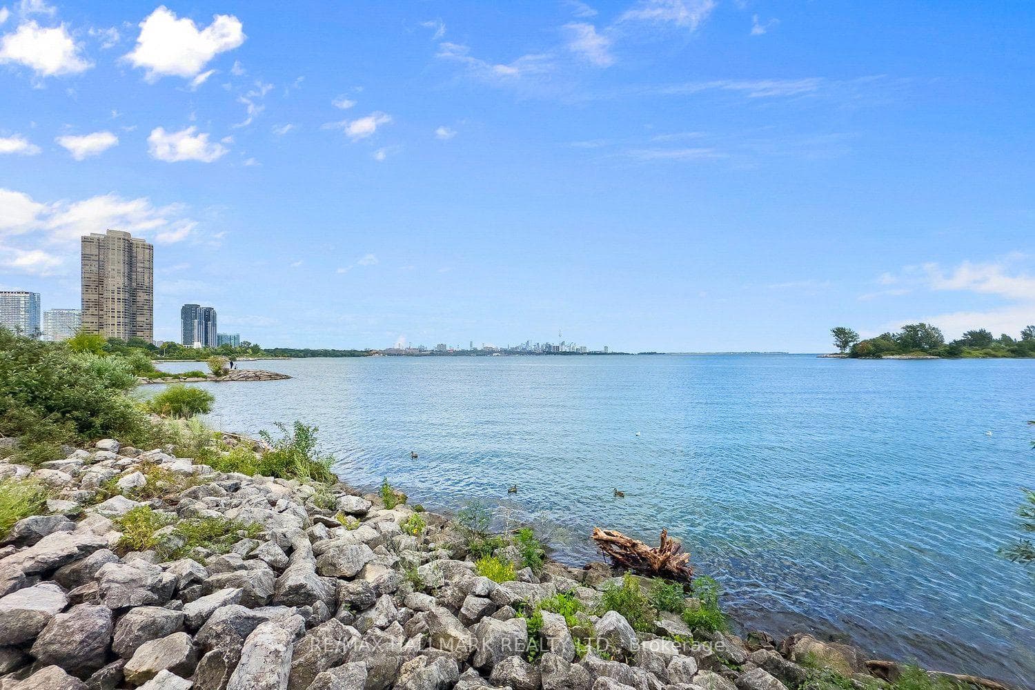 33 Shore Breeze Drive Unit 701 photo 35
