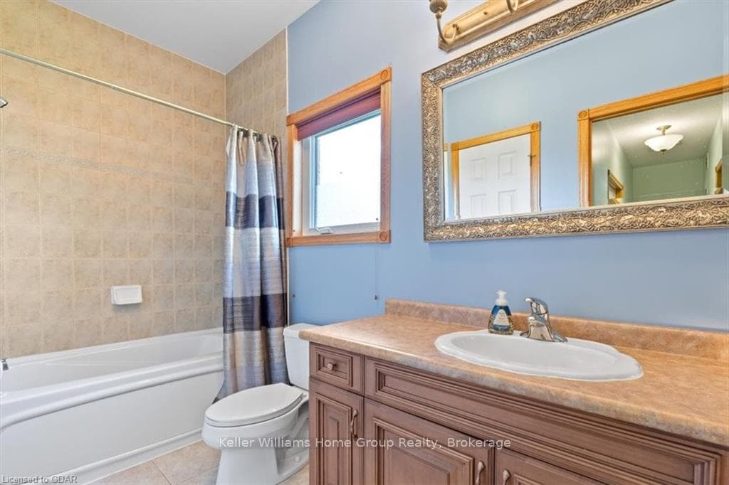 35 MUIR Crescent photo 24
