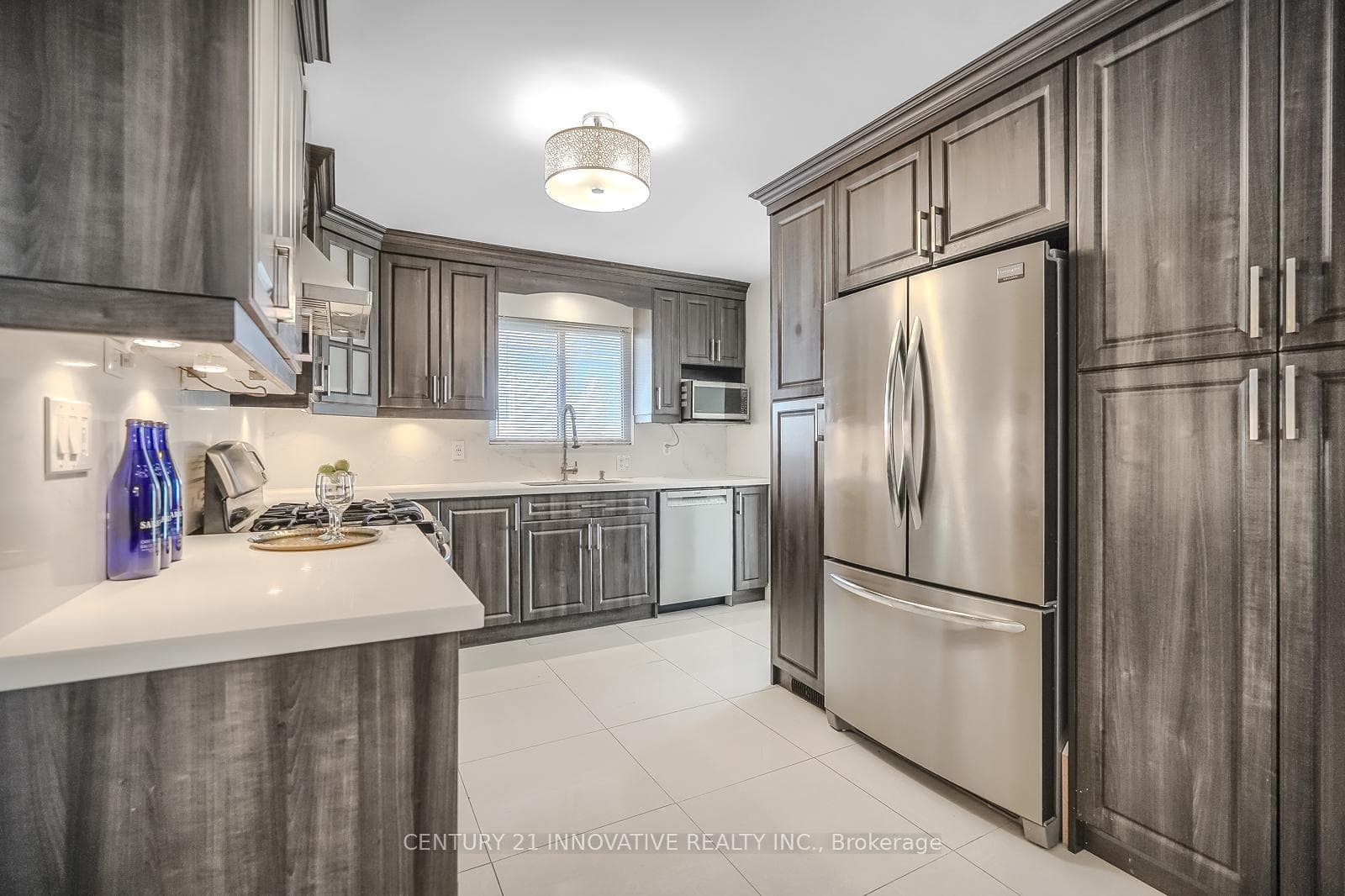 10 Stonefield Crescent photo 12
