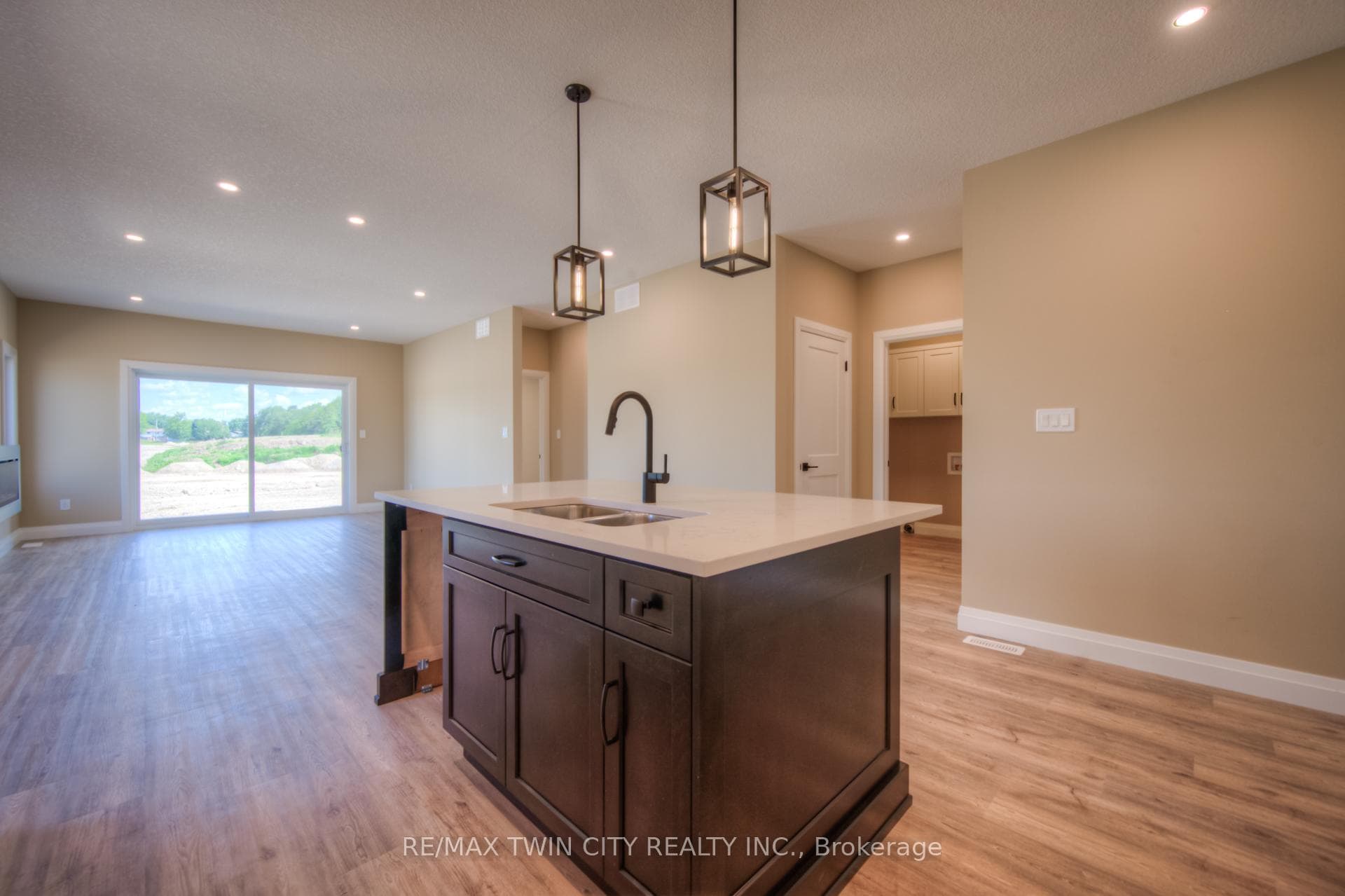 132 South Parkwood Boulevard photo 16