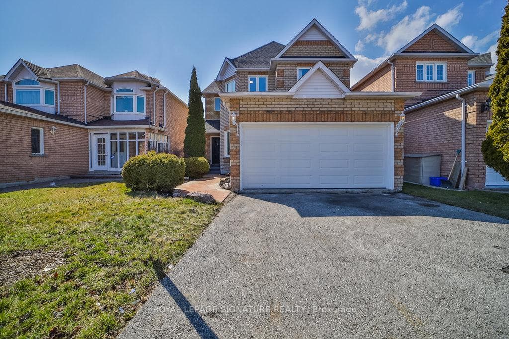 1446 Sandhurst Crescent photo 3