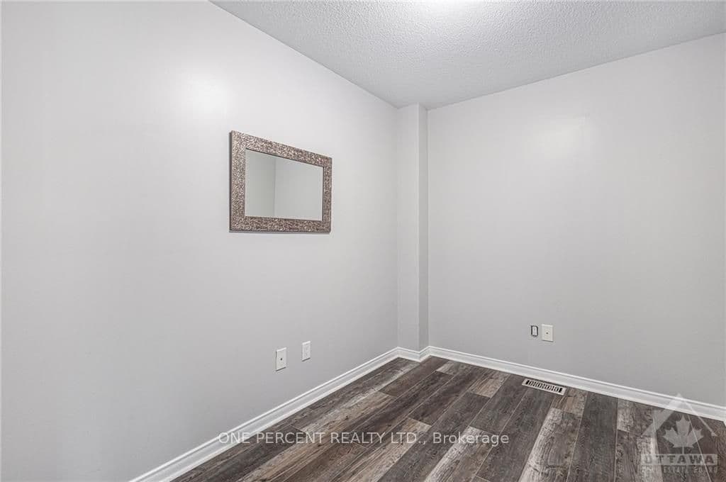 282 CITIPLACE Drive photo 19