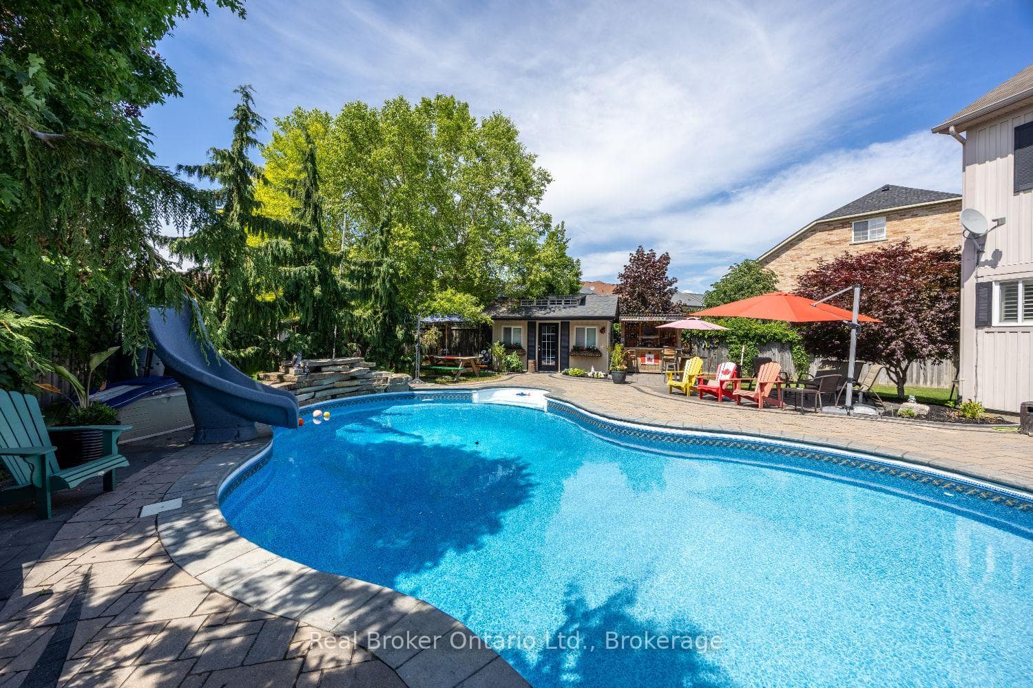 52 Brough Court photo 37