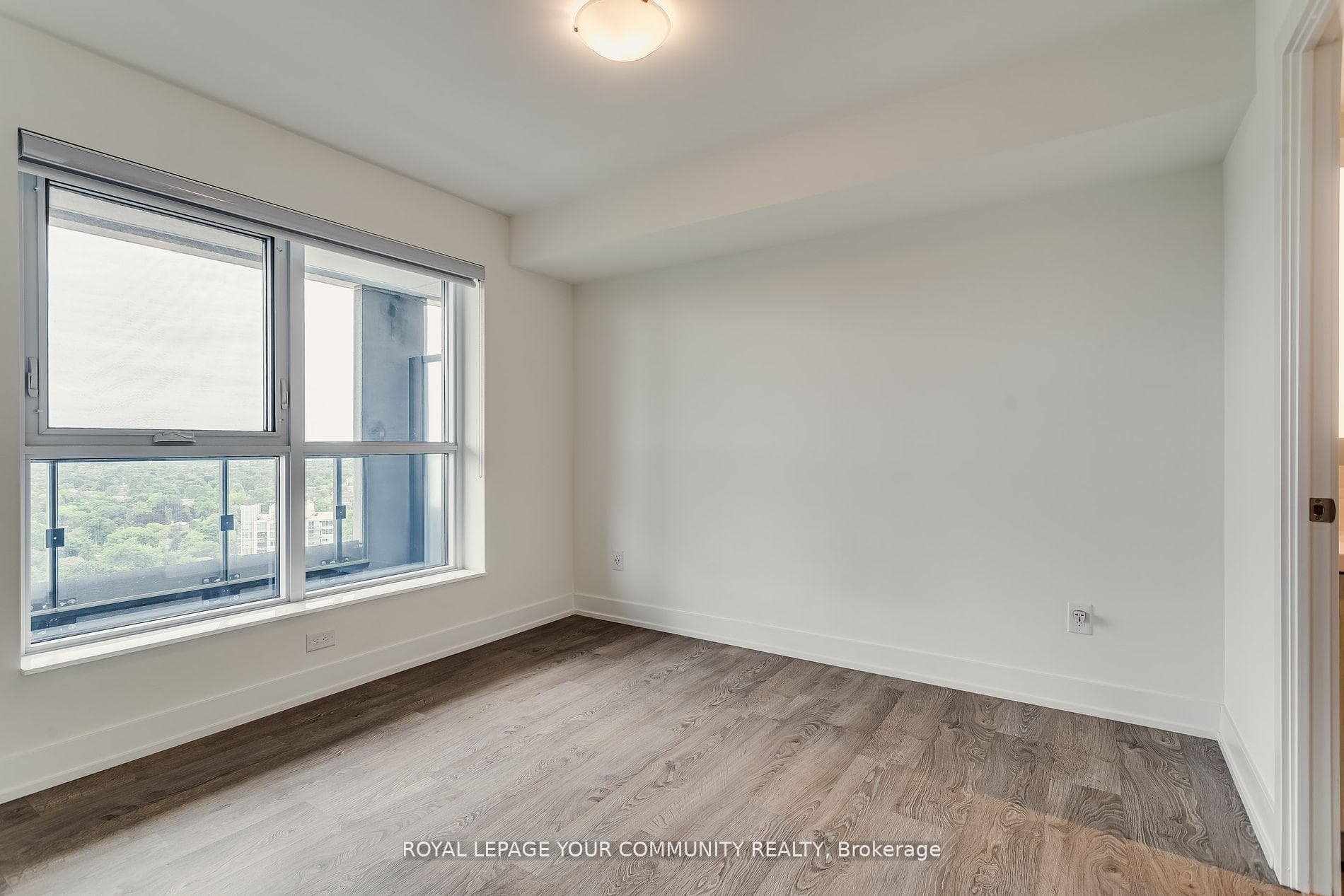 5 Mabelle Avenue Unit 2128 photo 19