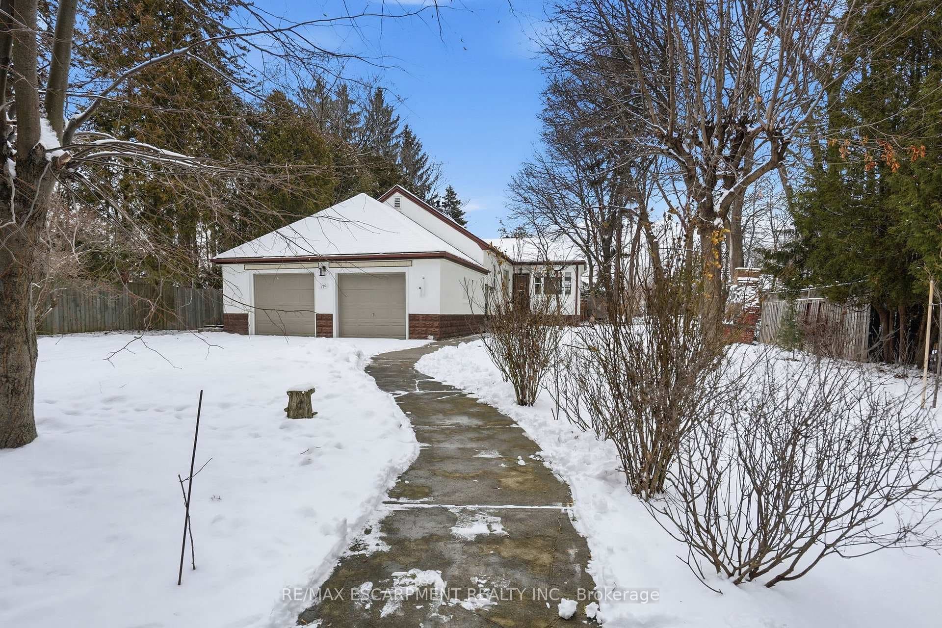 170 Dufferin Street photo 1