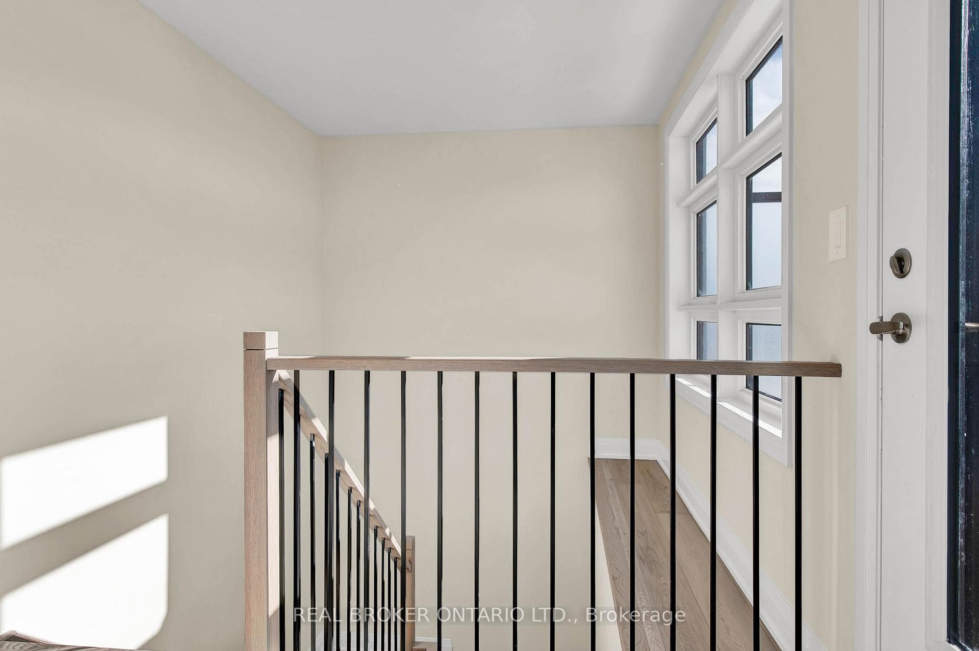 Window/3rd floor