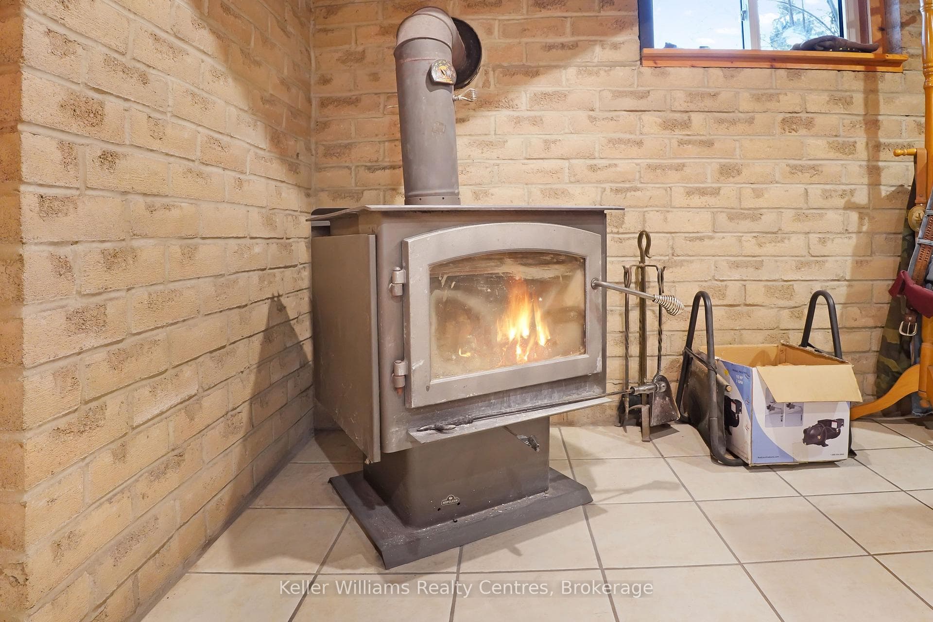 668 Pike Bay Road photo 34