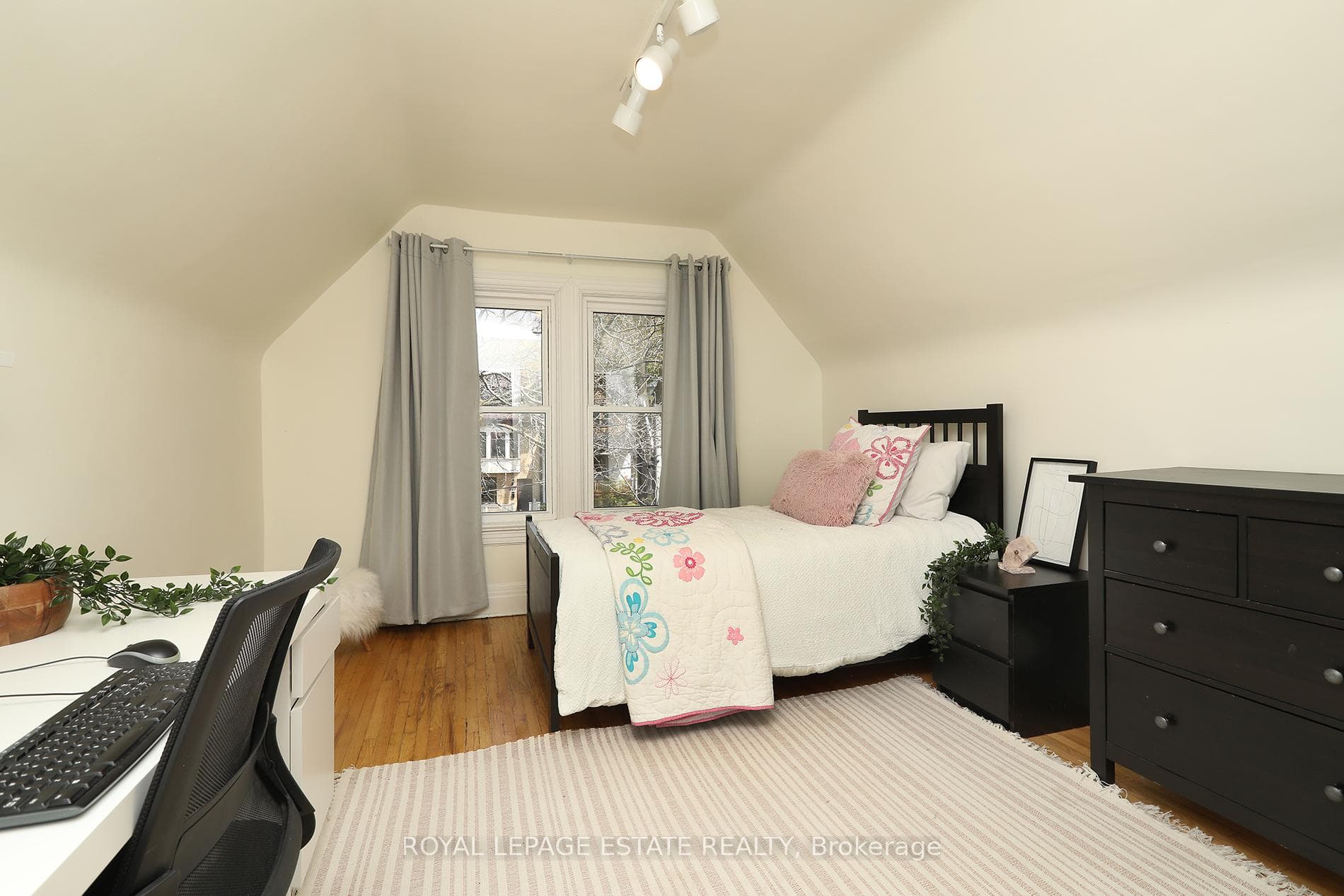 216 Waverley Road photo 21