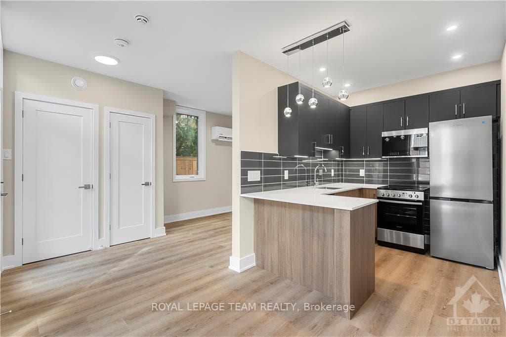 352 LYON Street Unit 3 photo 9
