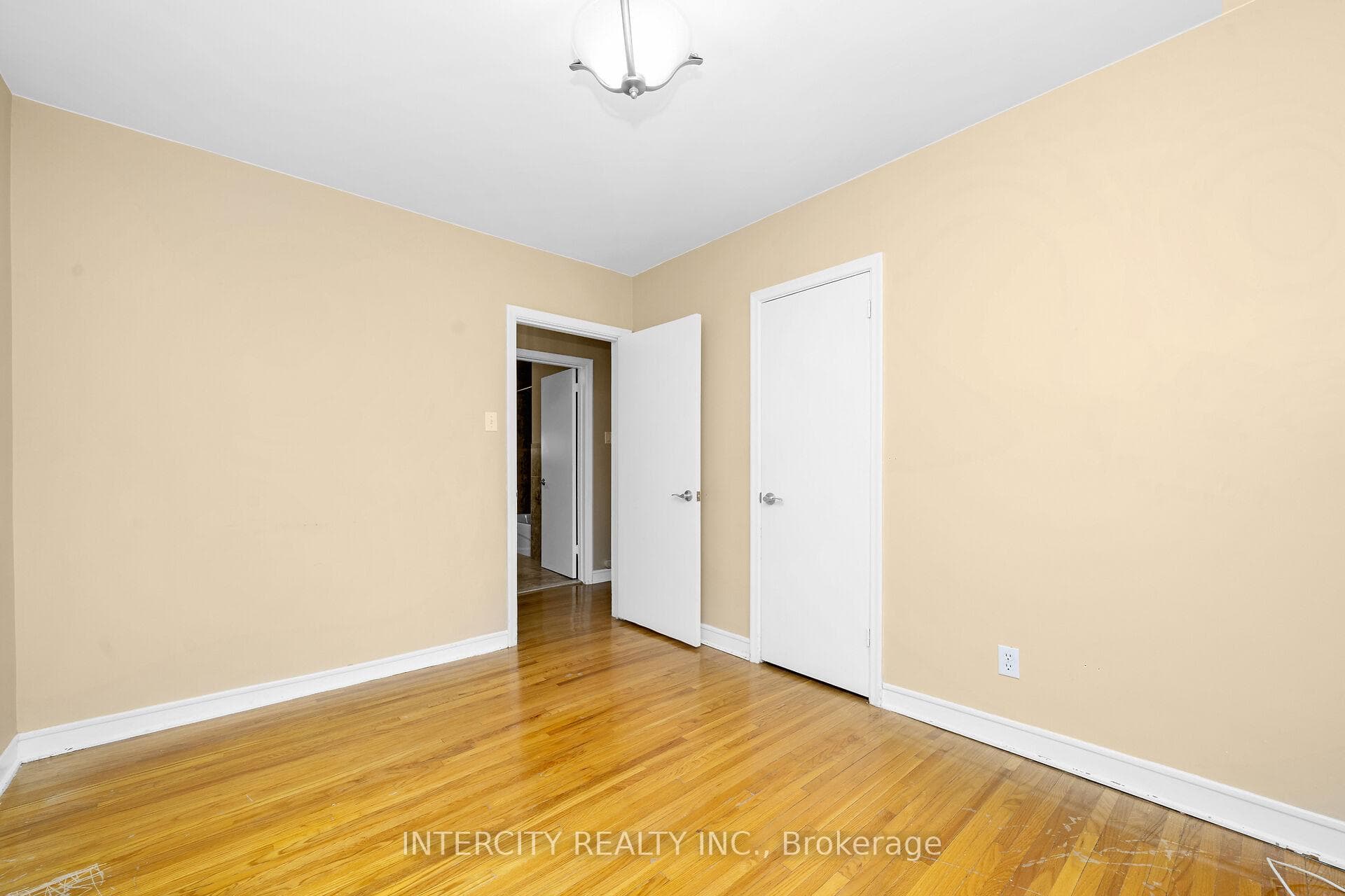 132 Spalding Road photo 10