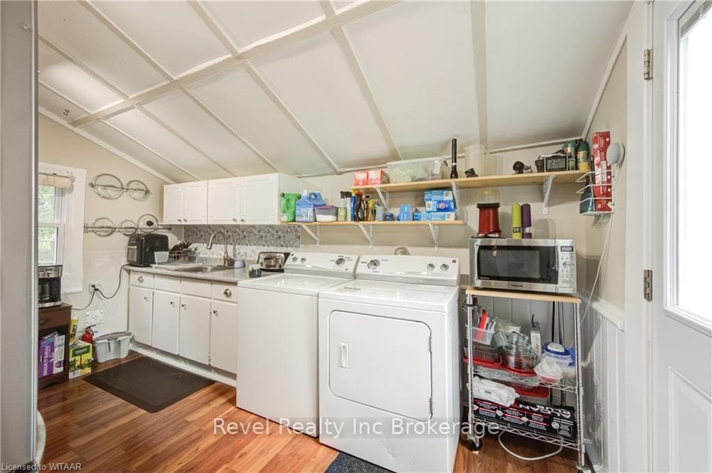 98 WILLIAM Street photo 14