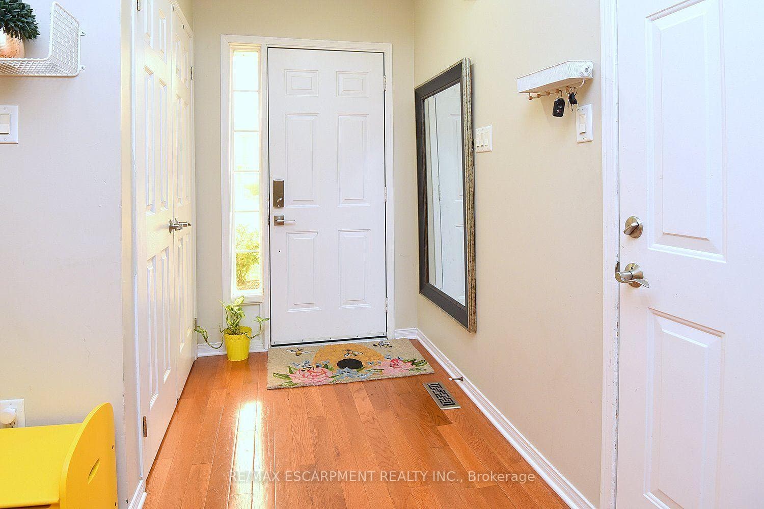 22 Moore Crescent photo 5