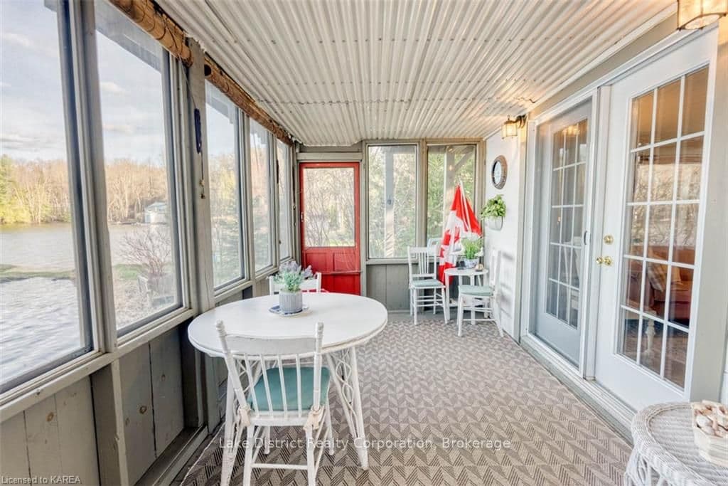 1043D BIG CLEAR Lane photo 35
