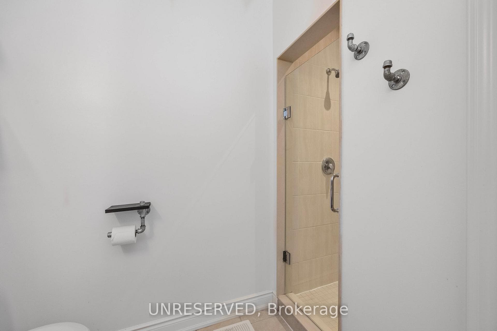 237 Diana Drive photo 28