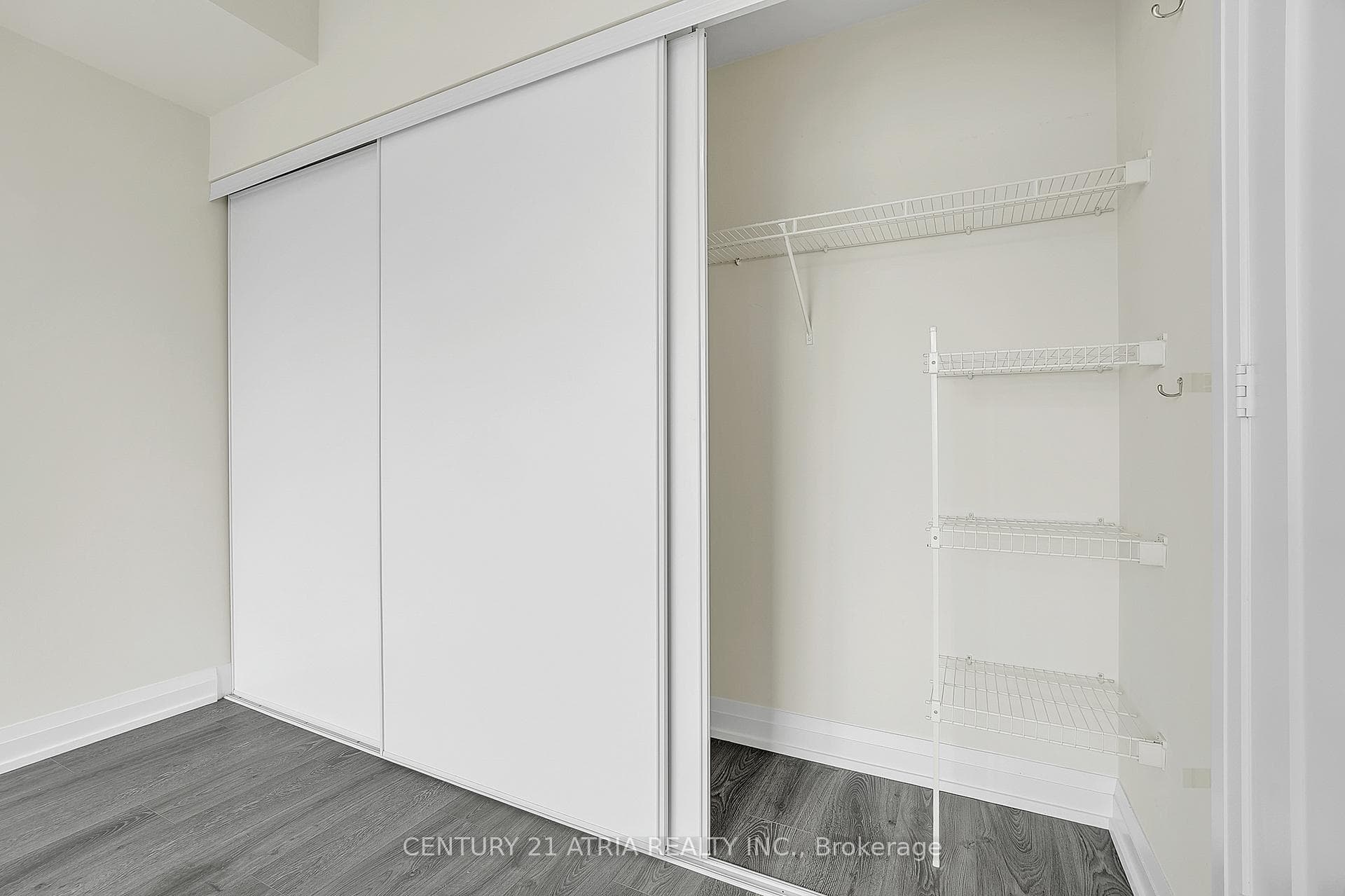 5 Sheppard Avenue Unit 2216 photo 33