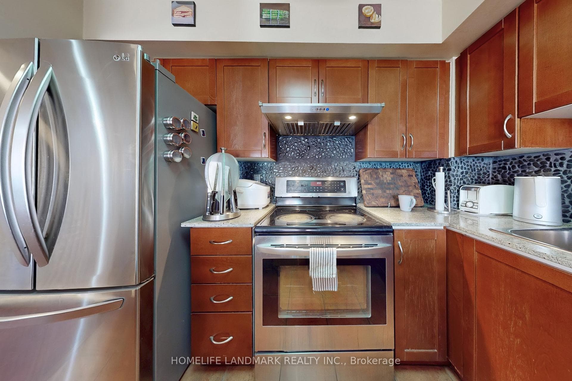 60 Joe Shuster Way Unit 310 photo 6