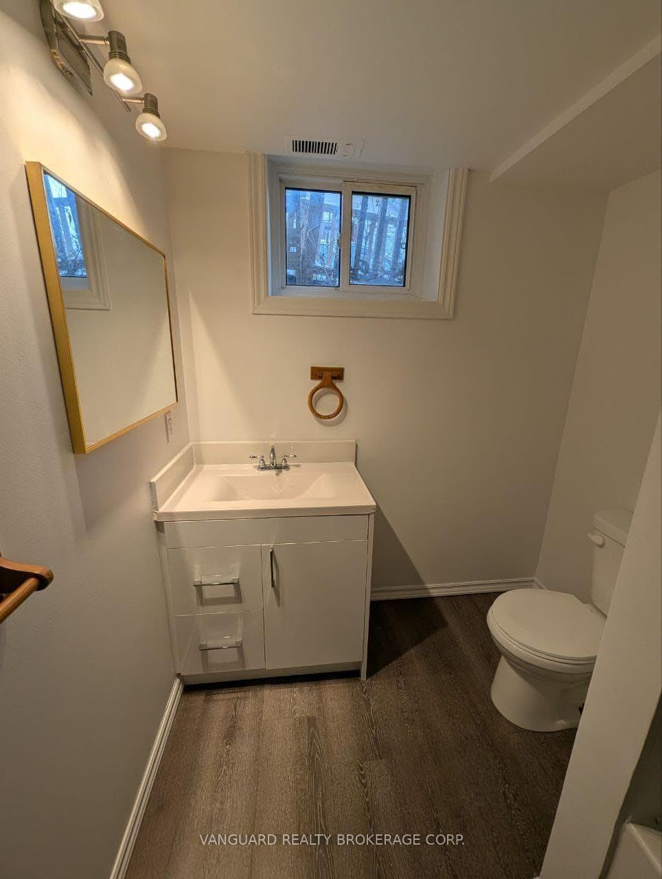 71 John Street photo 38