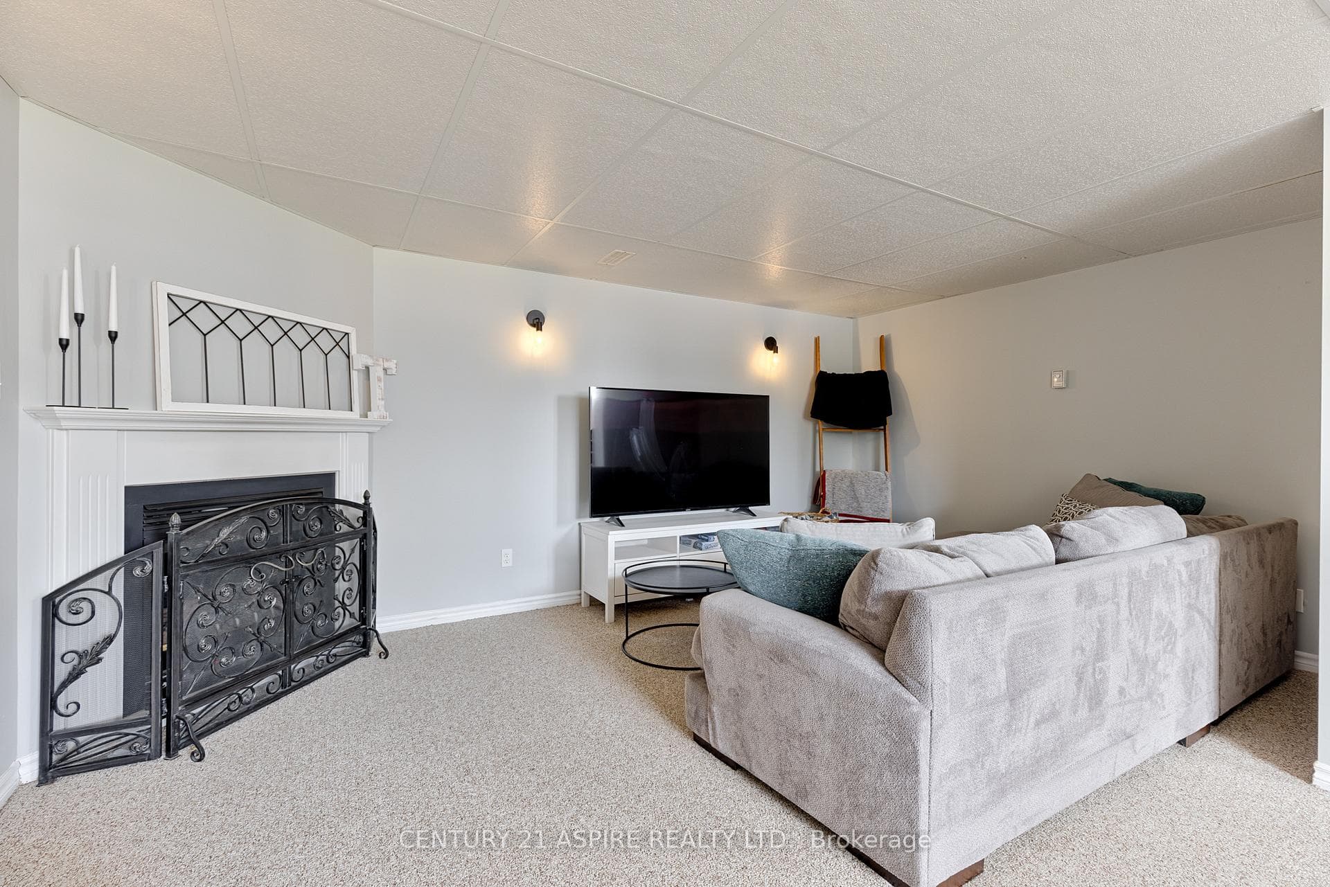 43 Selkirk Street photo 31