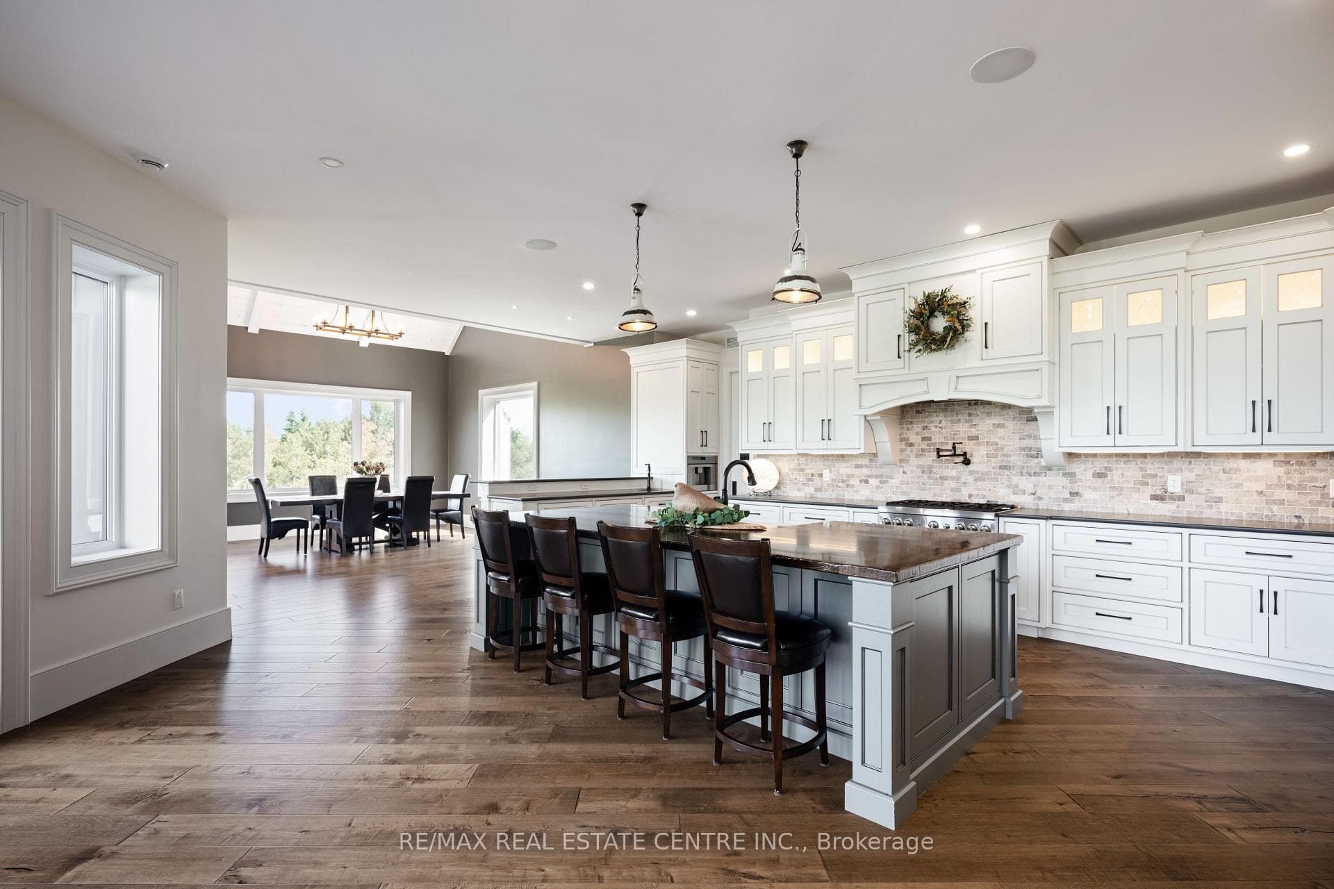 Custom Chef's Kitchen