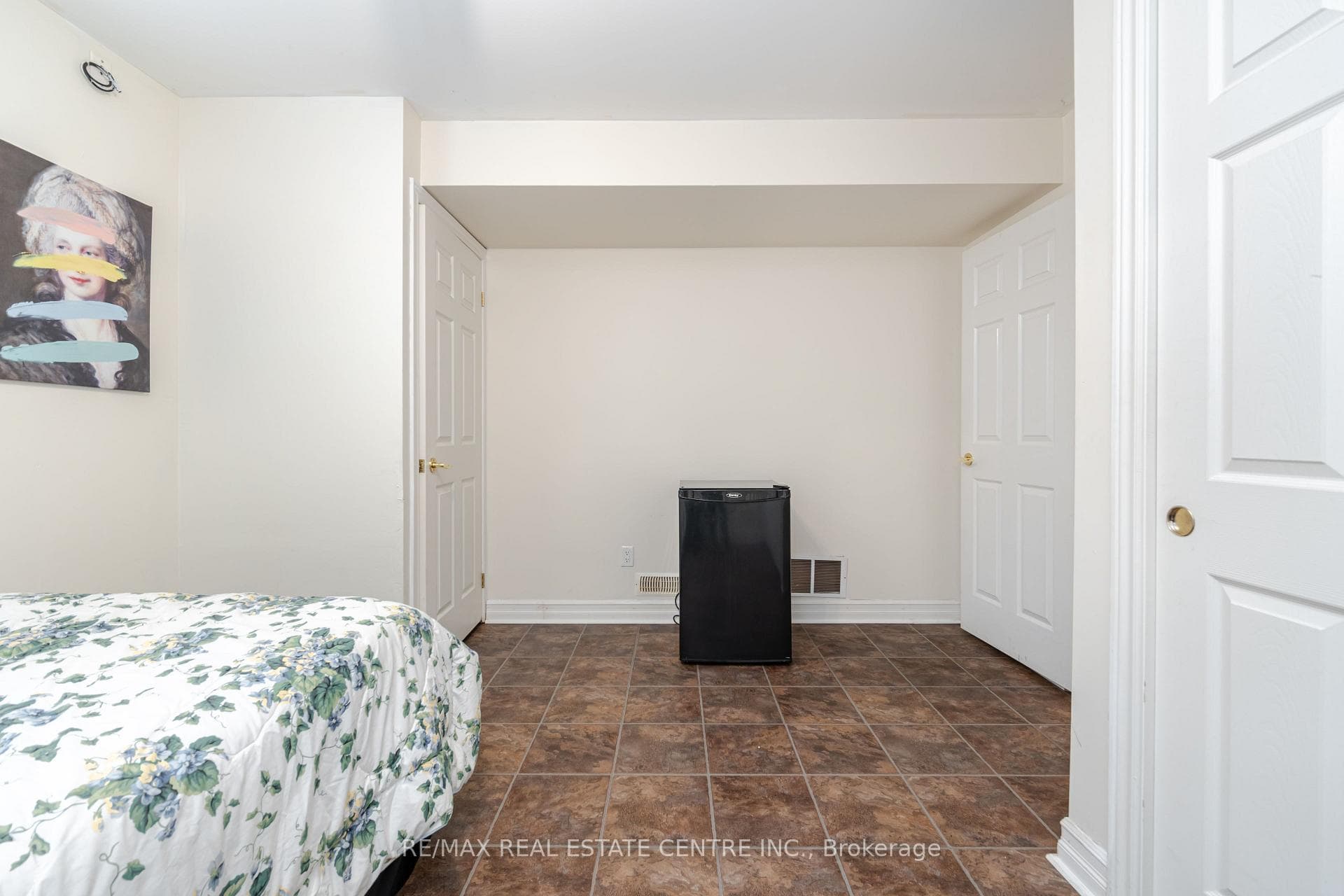 418 Tennyson Drive photo 23