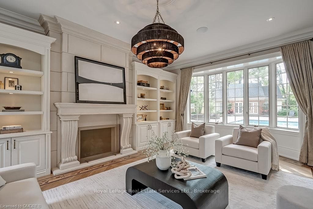 140 CHARTWELL Road photo 15