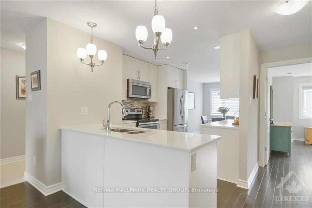 192 SPRINGBEAUTY Avenue Unit 3 photo 14