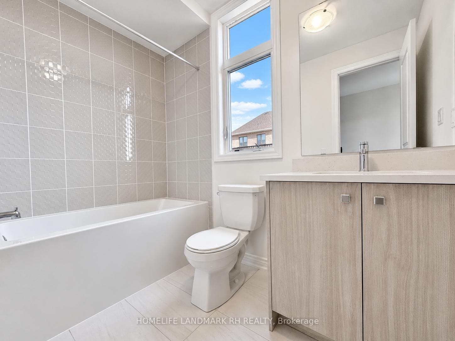 195 Berczy Green Drive photo 20