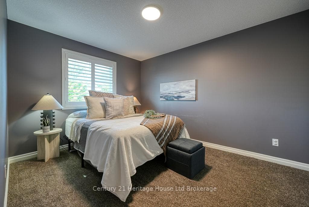 622 Normandy Drive photo 22