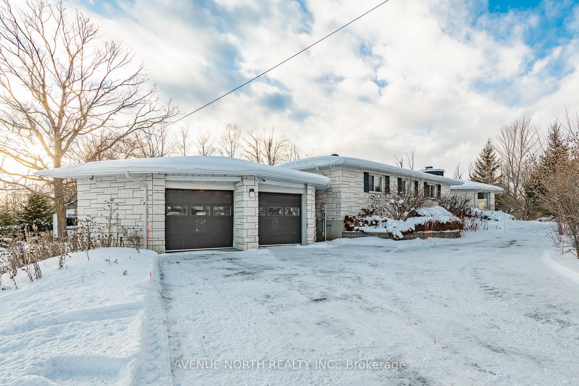 6974 Bank Street photo 1