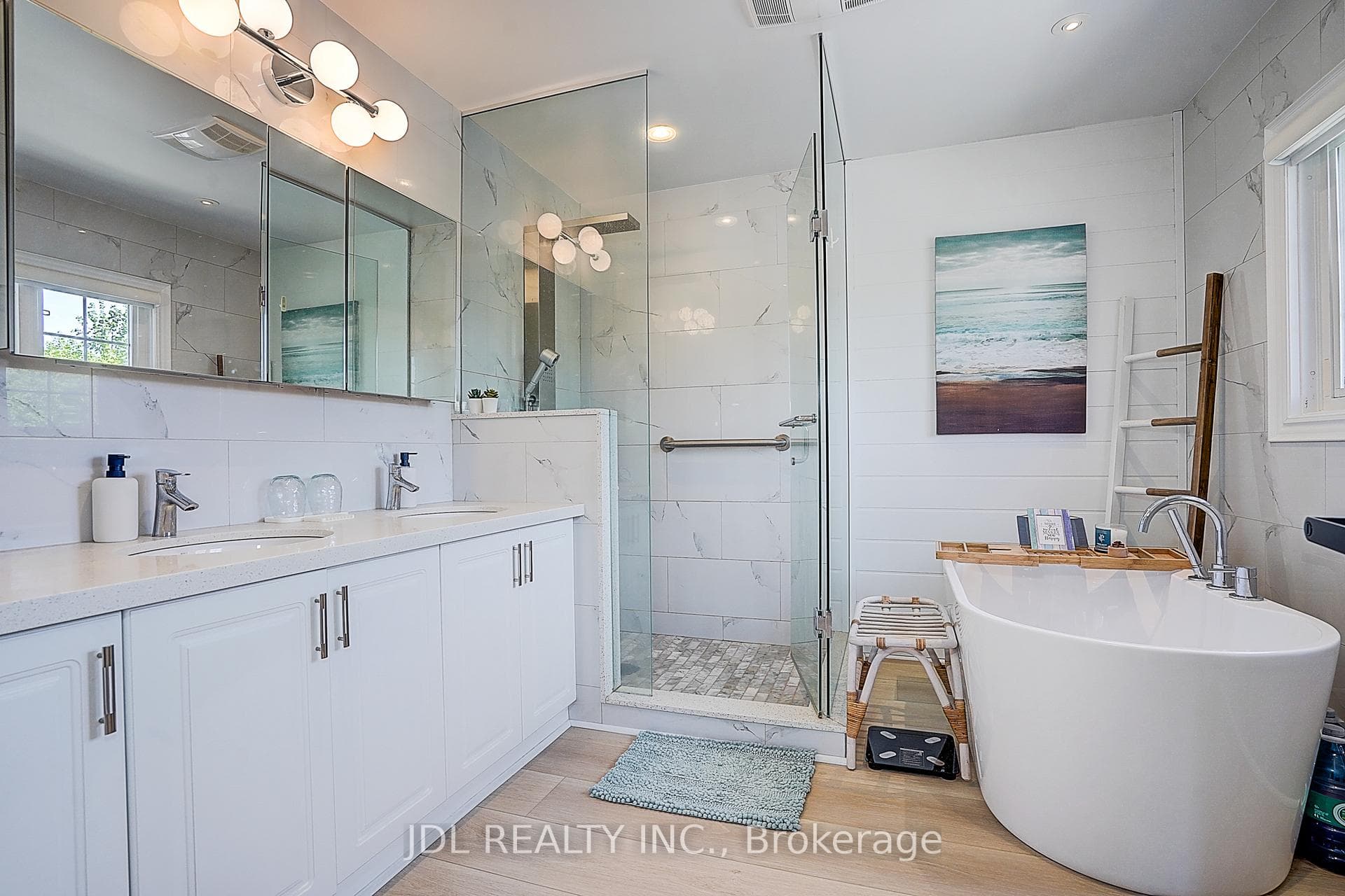 1 Miramar Drive photo 14