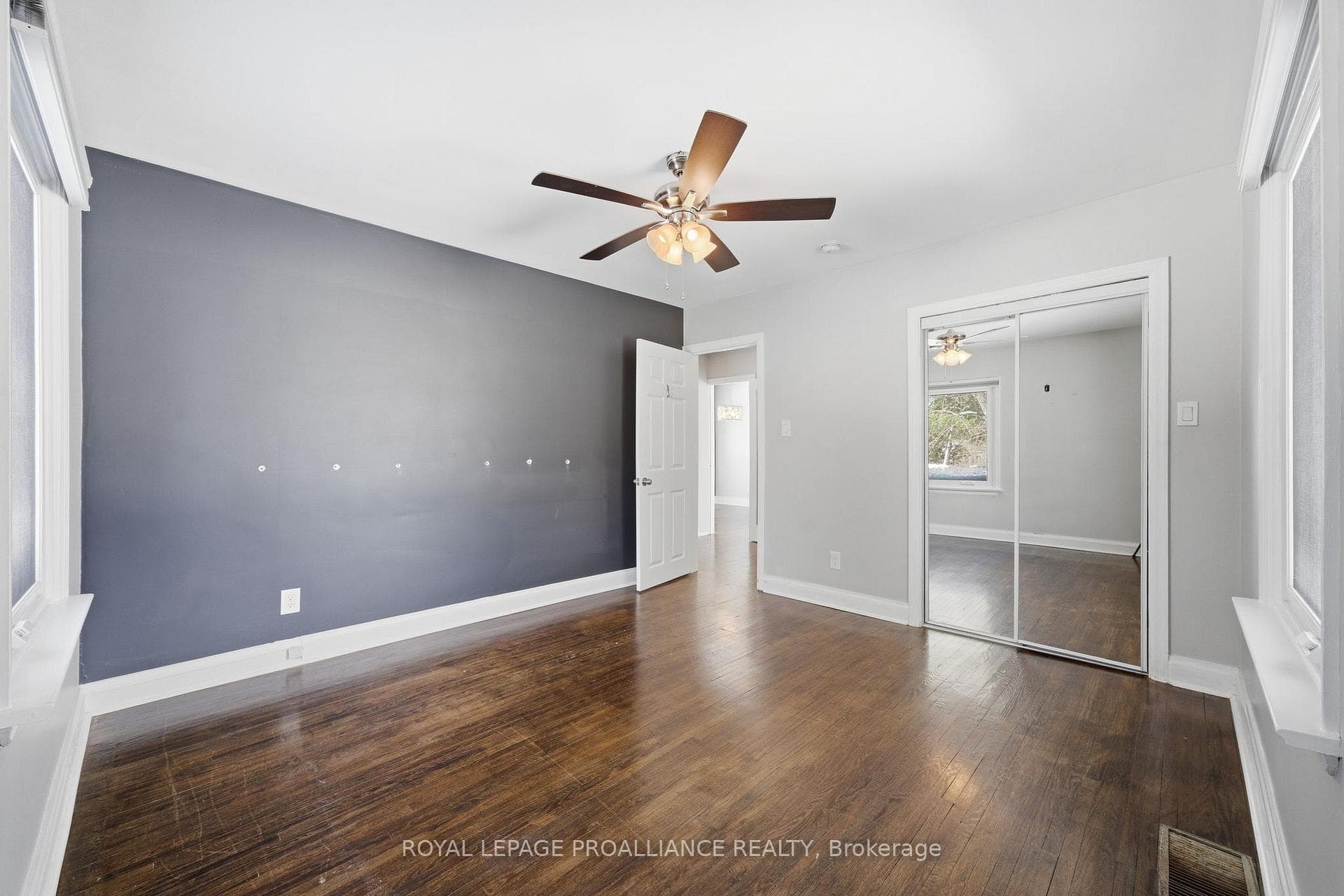 140 Hastings Drive photo 28