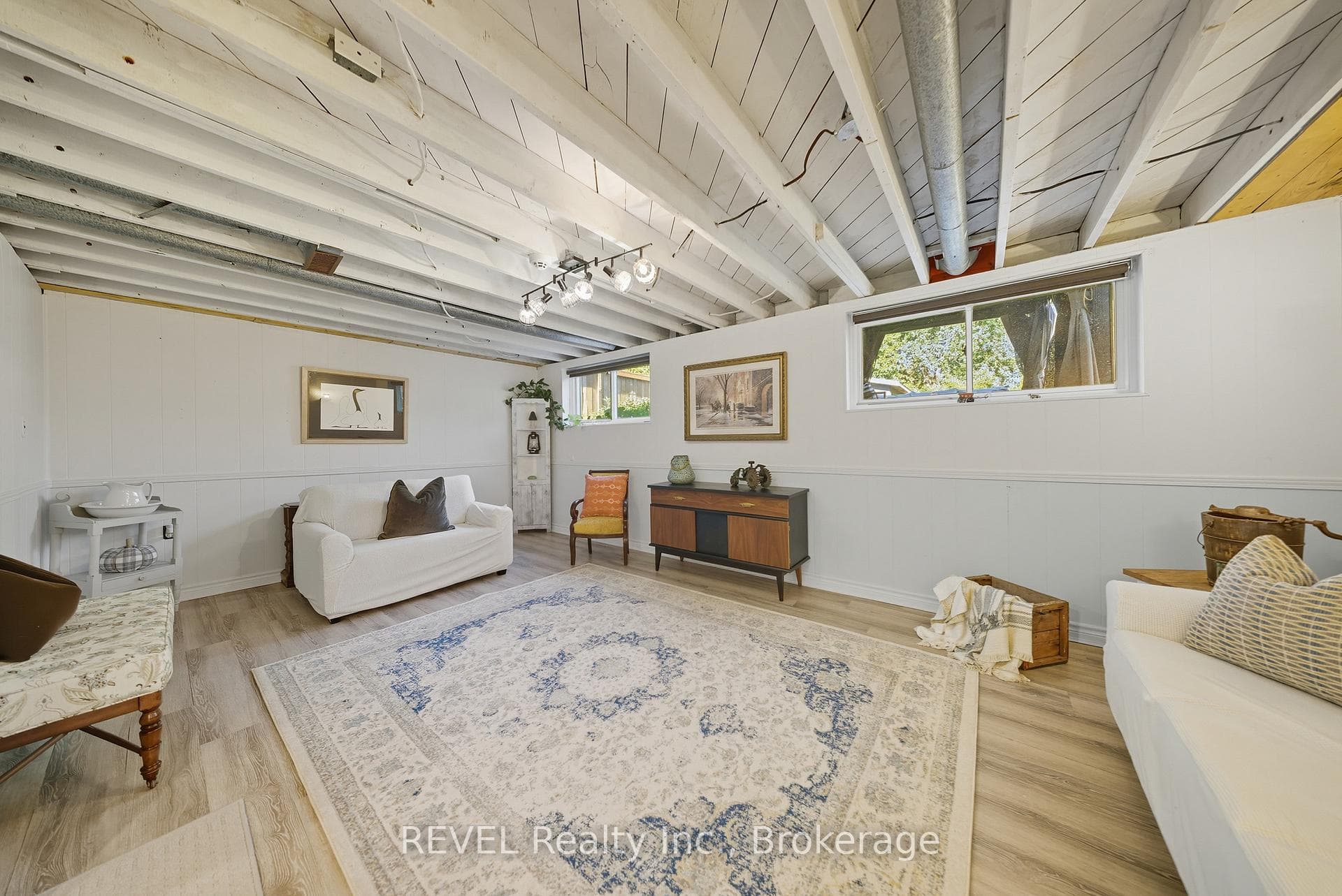 67 Louis Avenue photo 22