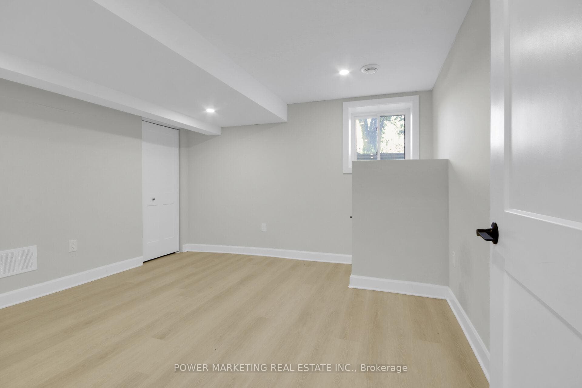 1312 BAYVIEW Drive photo 35