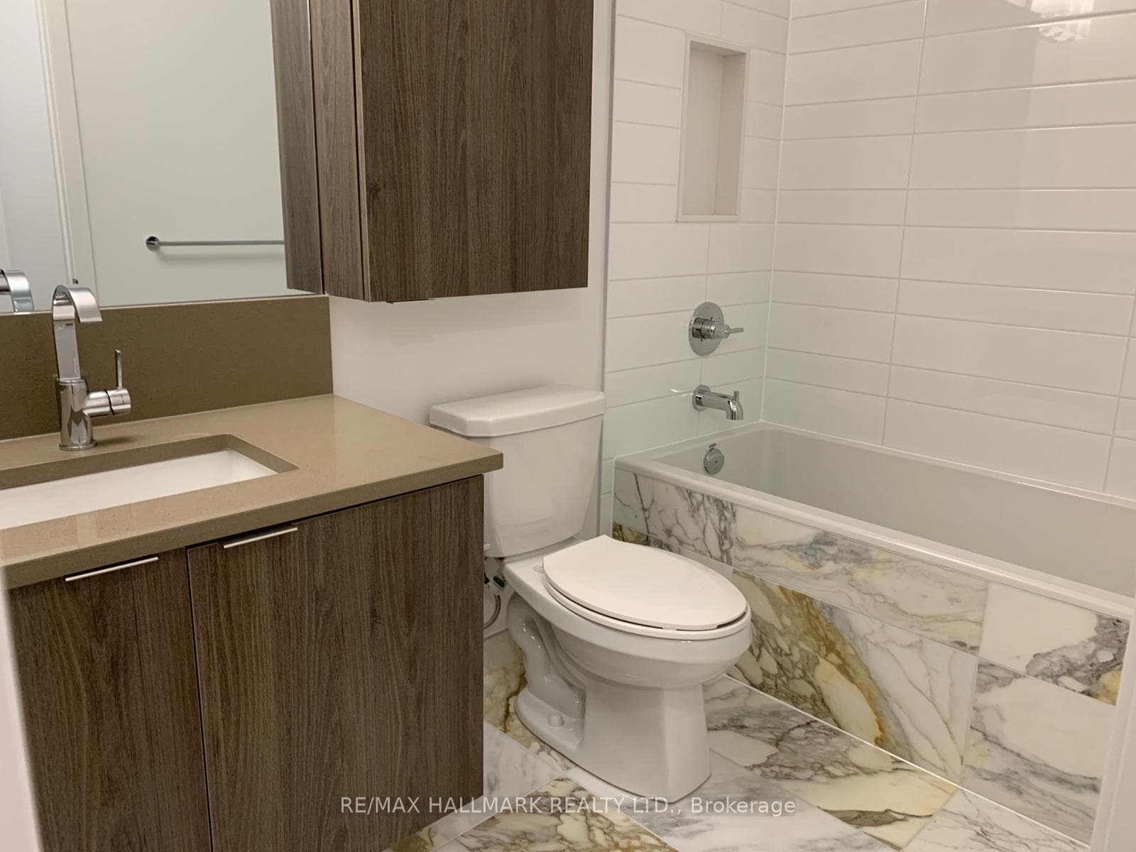 38 Iannuzzi Street Unit 1108 photo 12