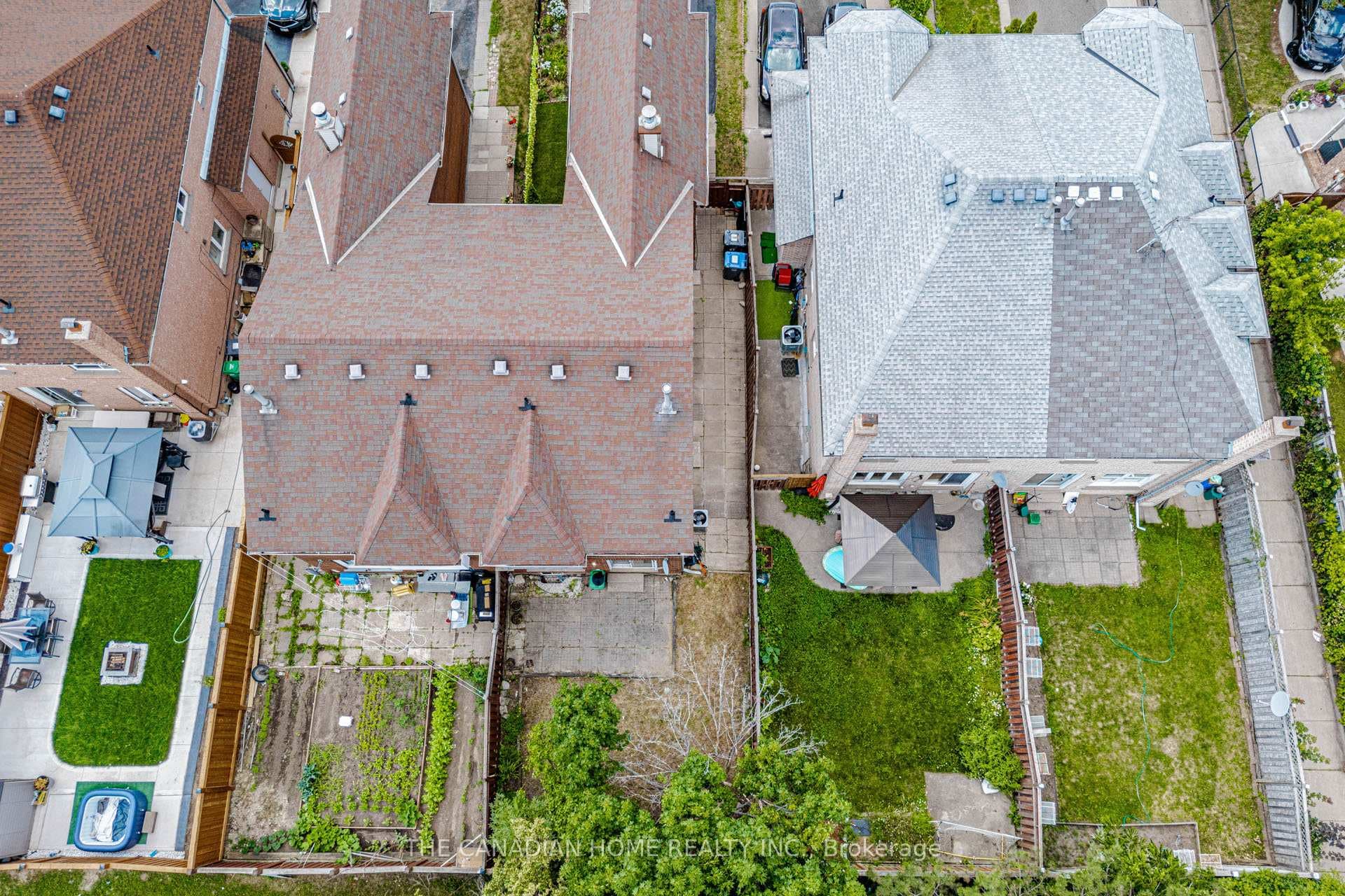 67 BIGHORN Crescent photo 48
