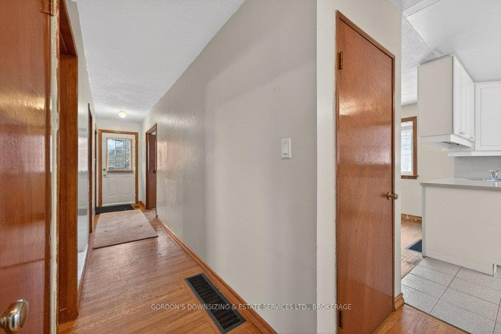 21 Richard Street photo 5