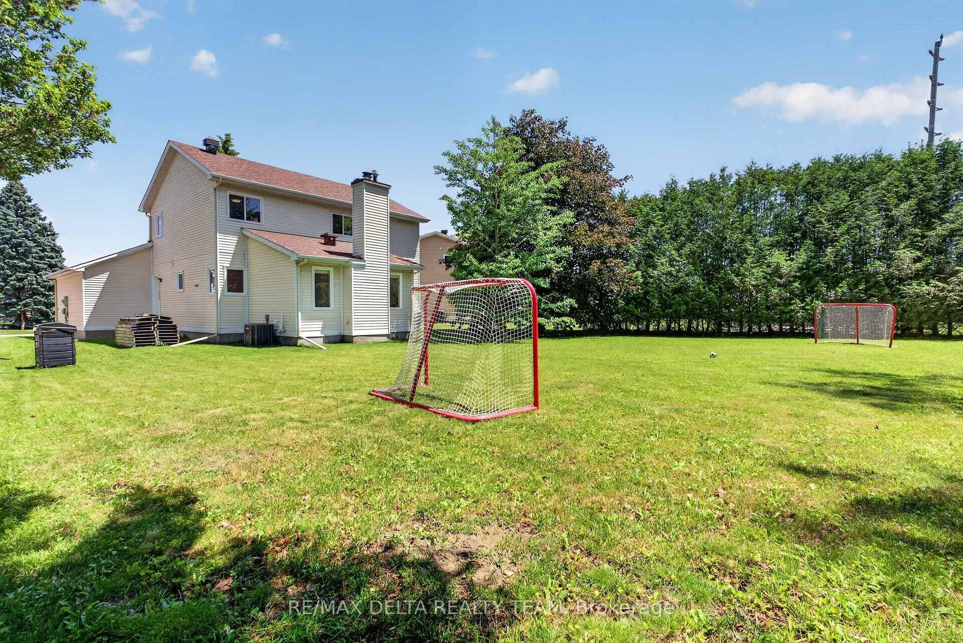 664 Thicket Way photo 41