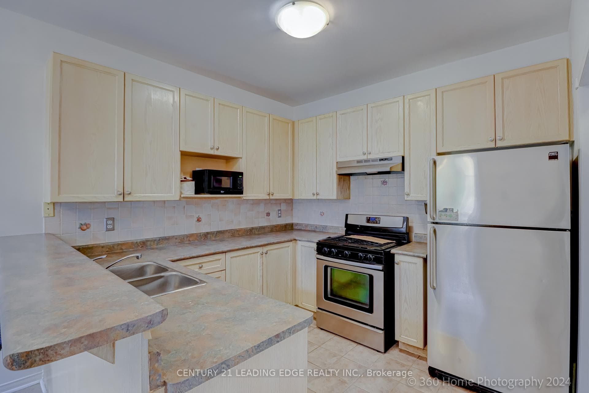 467 Woodsmere Crescent photo 9