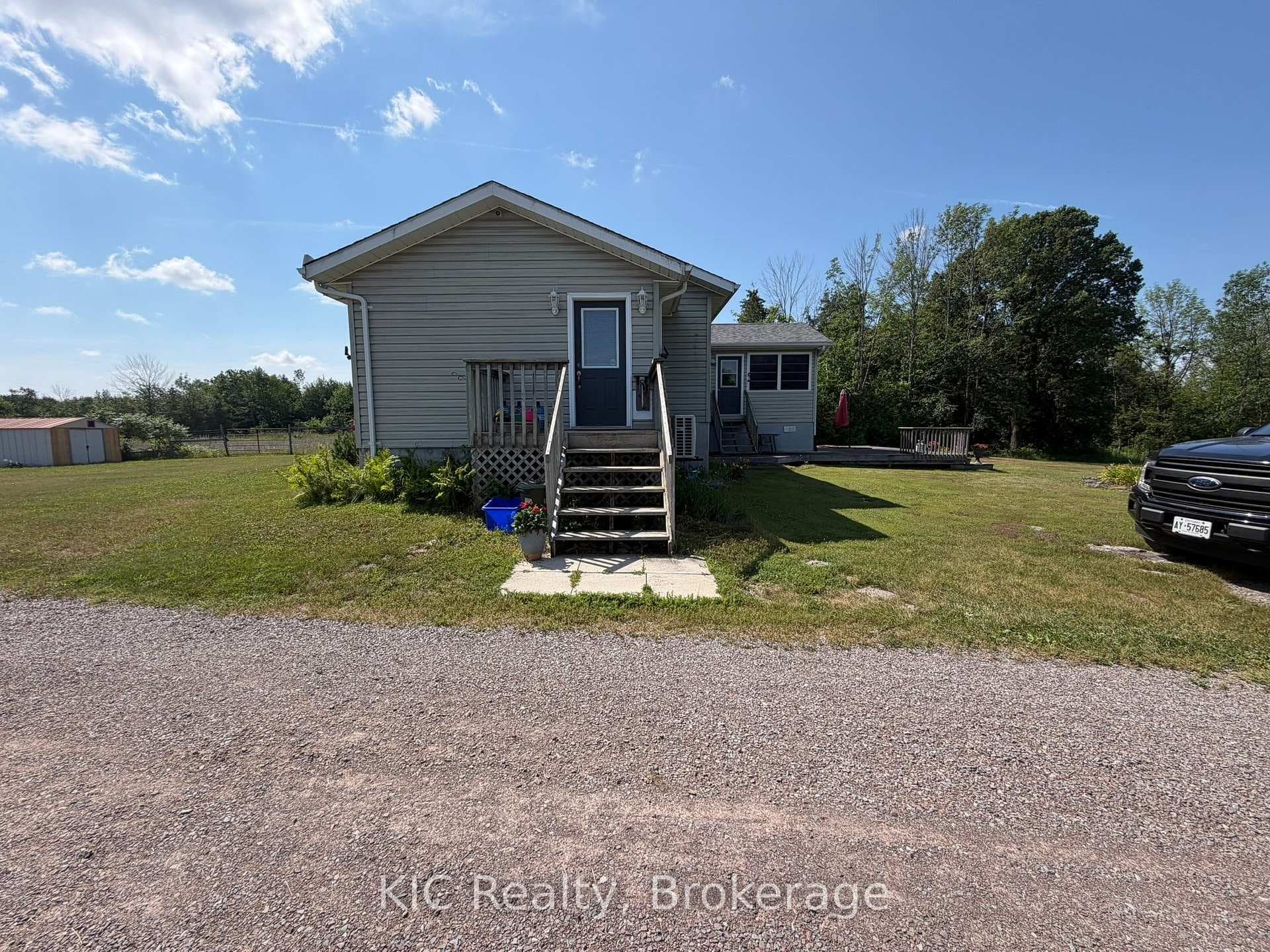 221 Jones Road photo 6