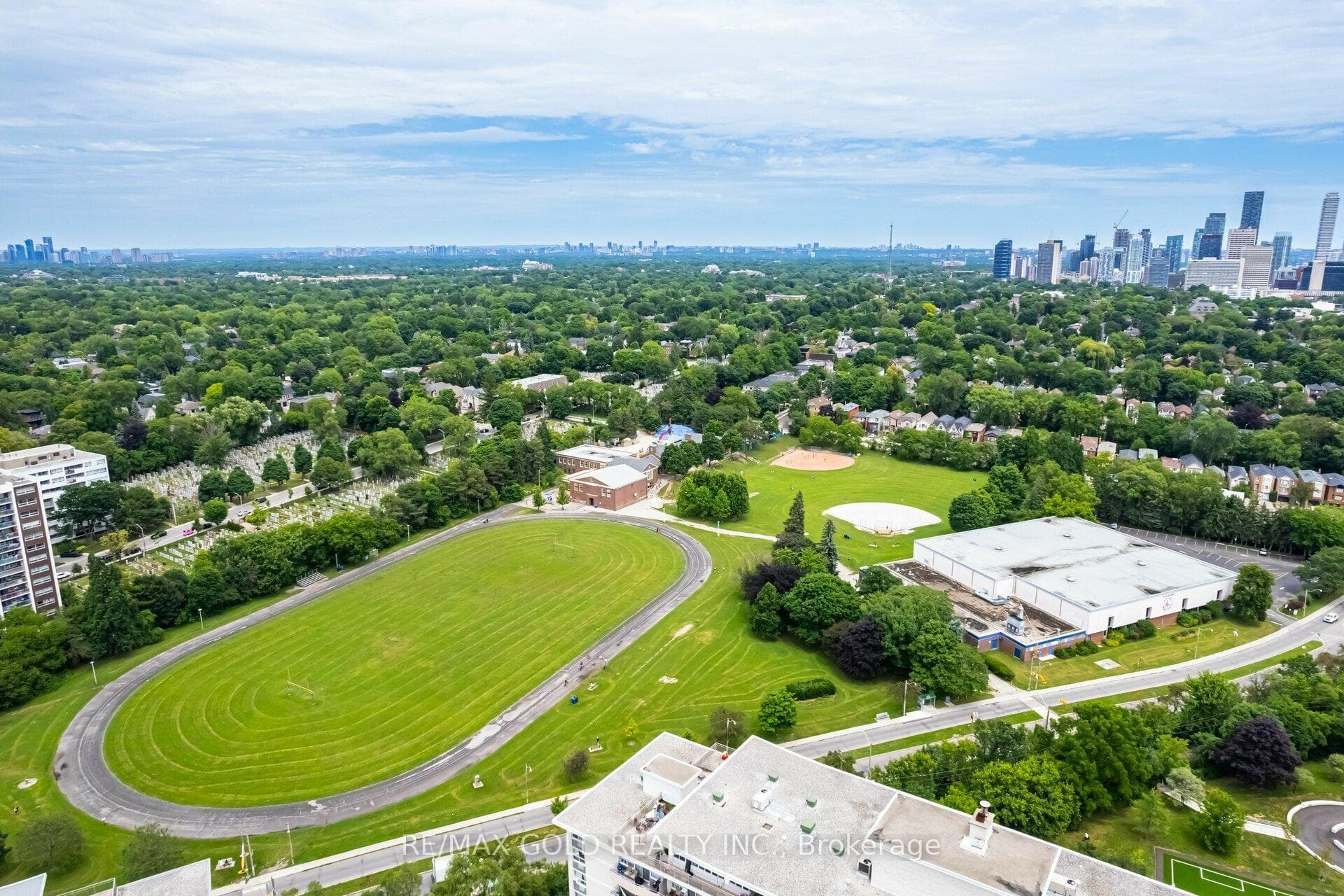 2020 Bathurst Street Unit 216 photo 30