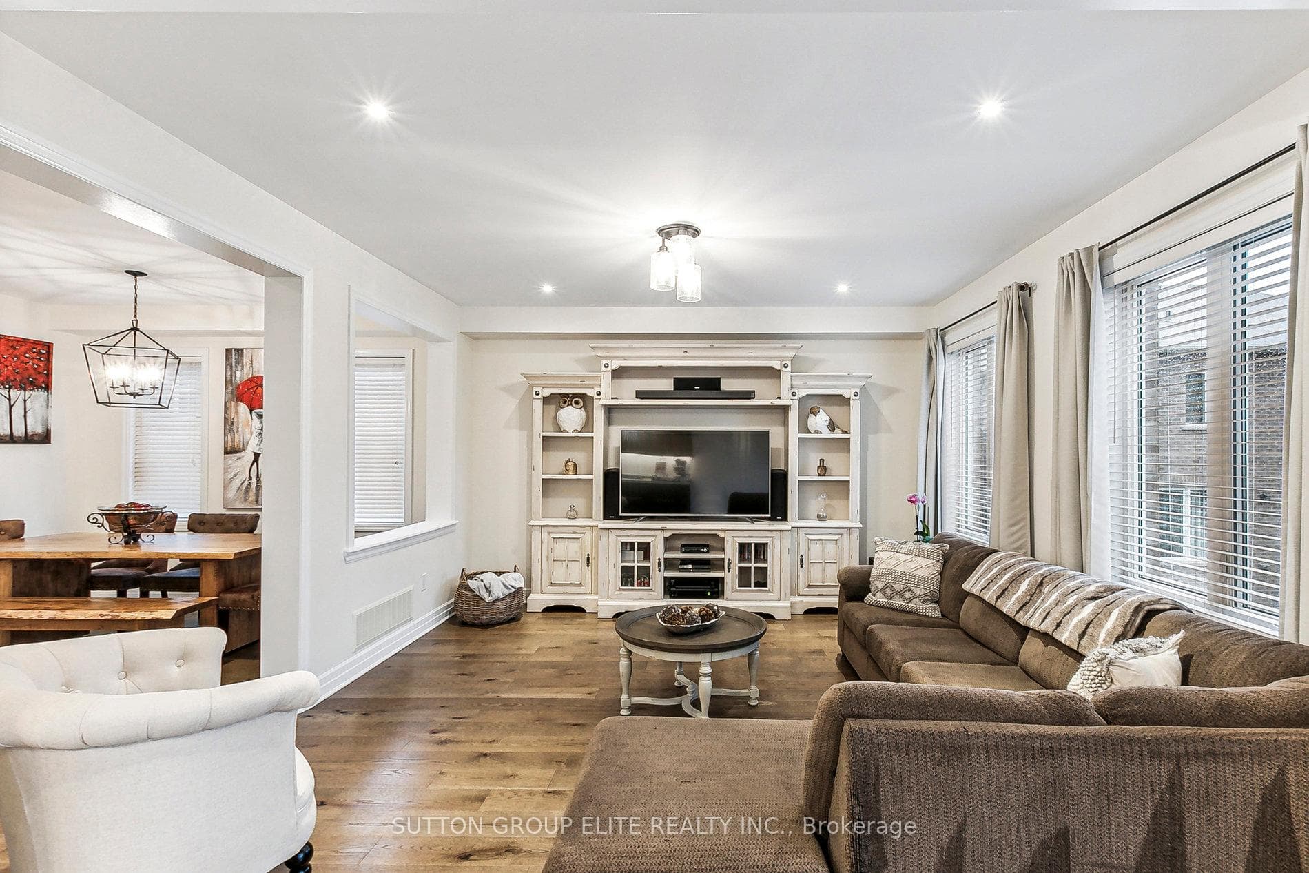 1359 Connaught Terrace photo 6