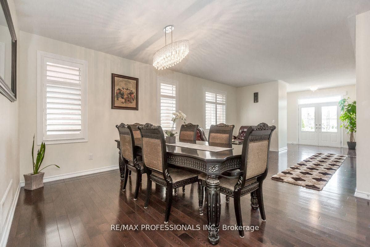 259 Rowe Terrace photo 8