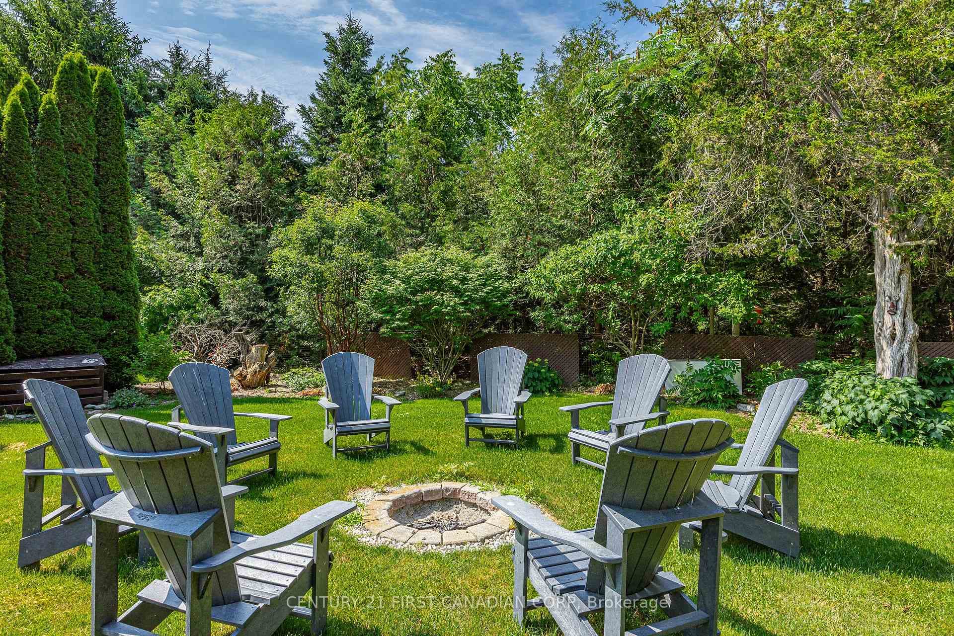 10159 Meadowlily Crescent photo 49