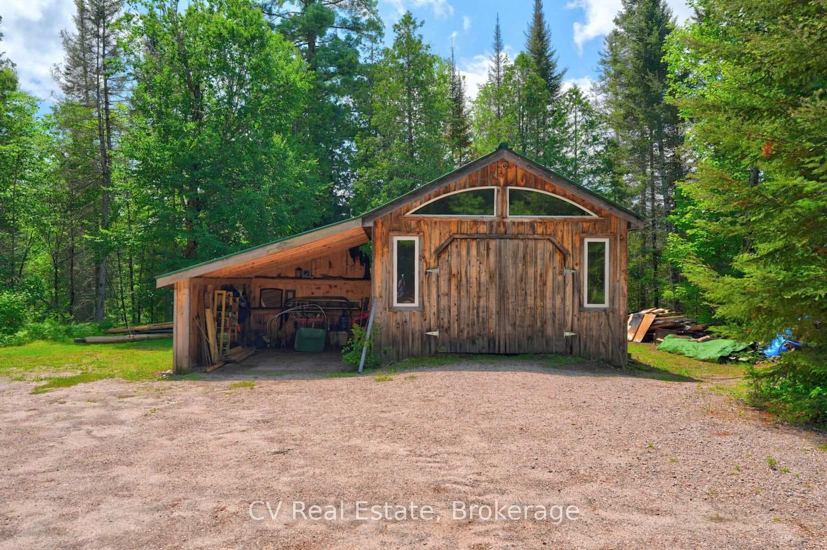 Large 31'2" x 15'5 wired garage