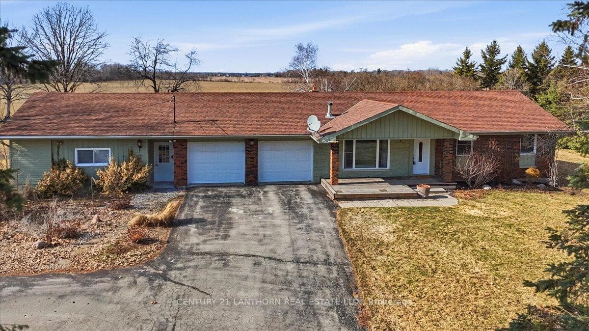 1121 HARMONY Road photo 3
