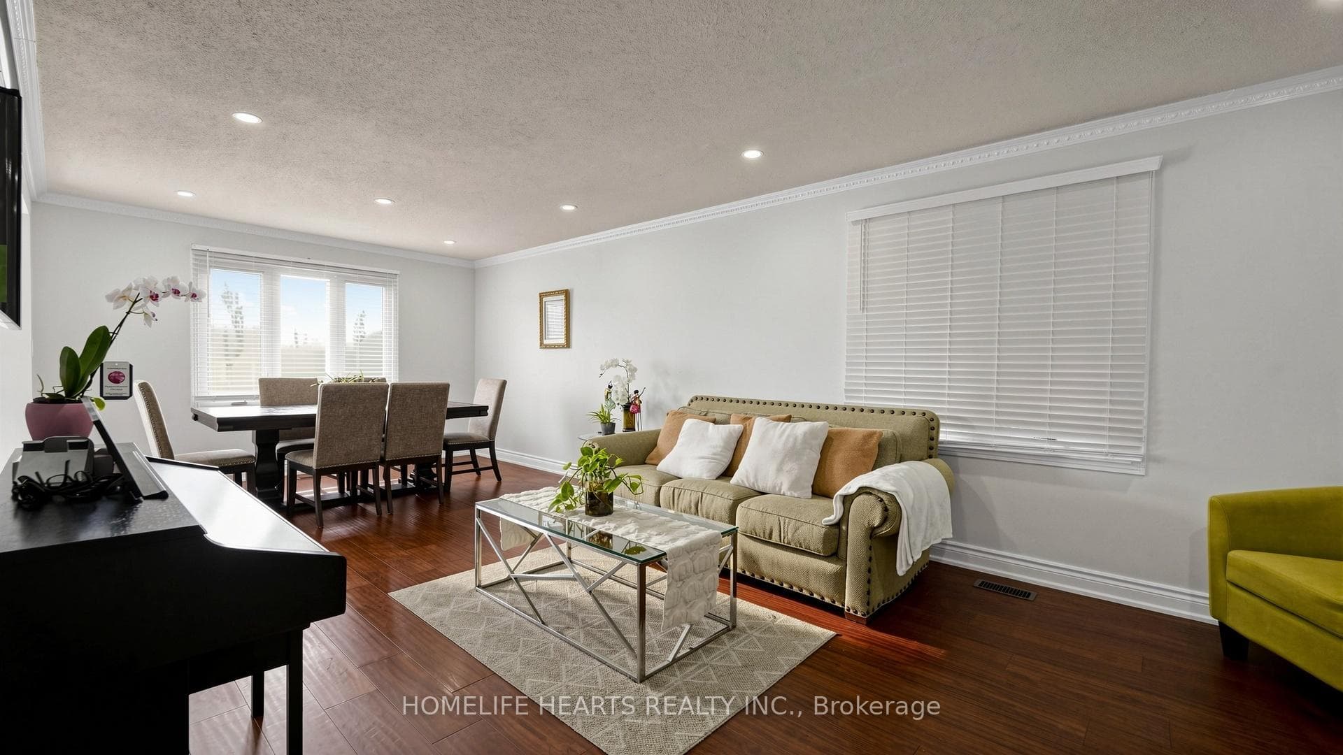 30 Shepton Way photo 4